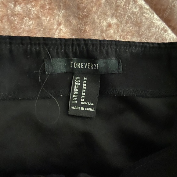 Skirt - Picture 2 of 2